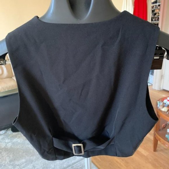 Guess Jeans Cropped Vest - Picture 3 of 4